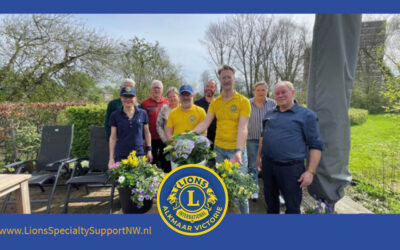 Lions regio Alkmaar zetten bloemetjes buiten